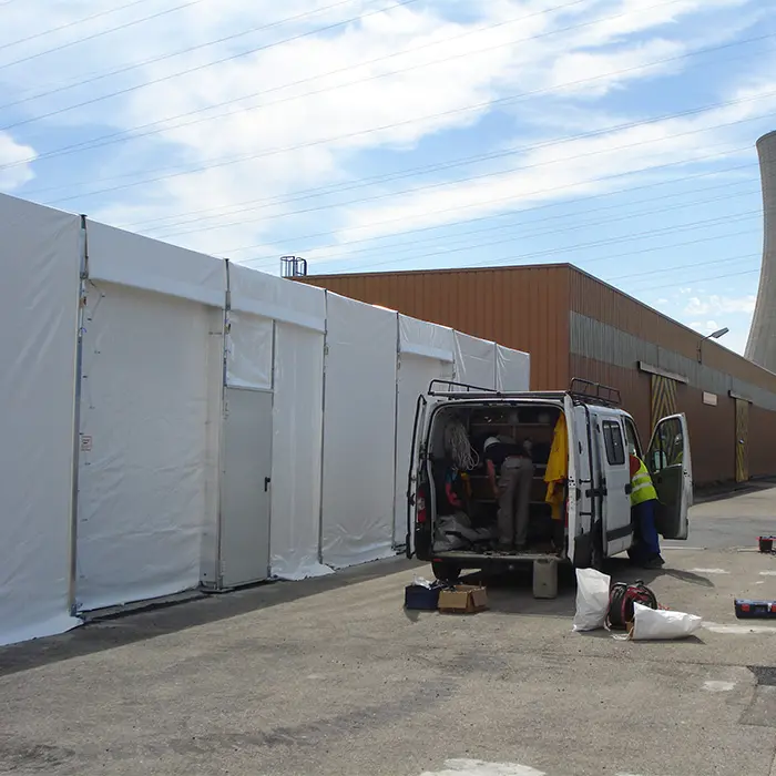 Barnum de stockage avec porte